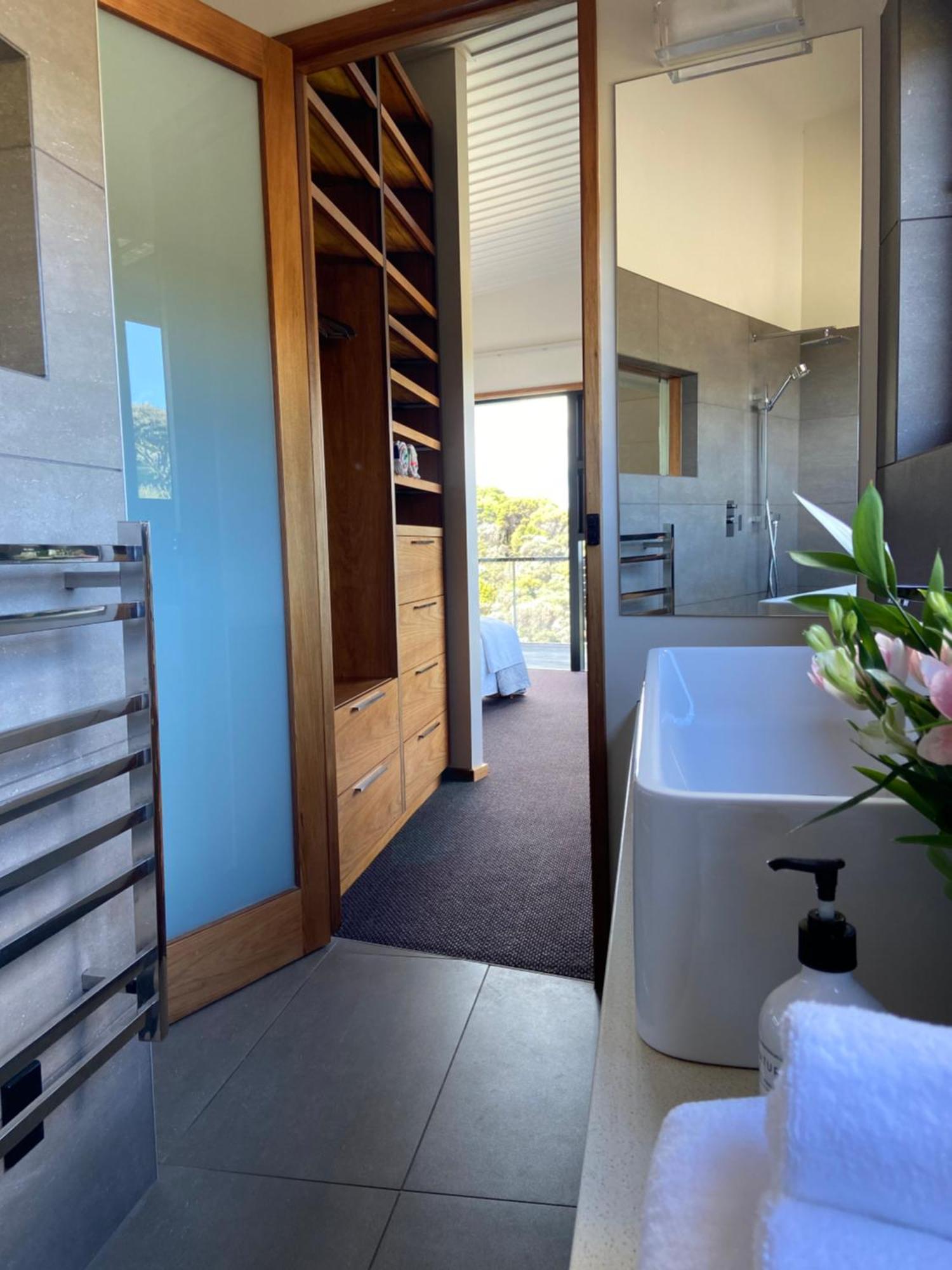 Hotel La Bodega Waiheke Island Surfdale Exterior foto