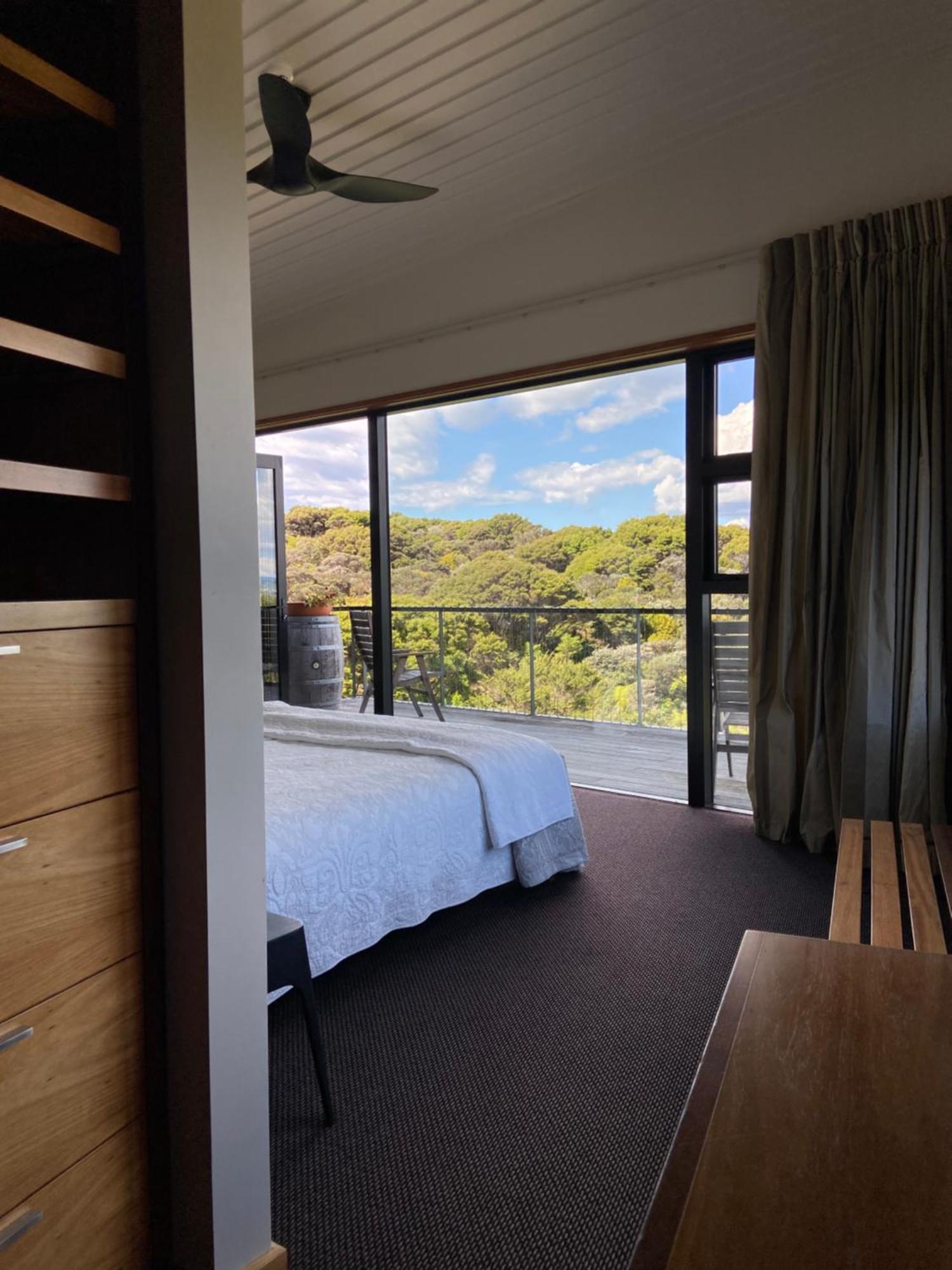 Hotel La Bodega Waiheke Island Surfdale Exterior foto