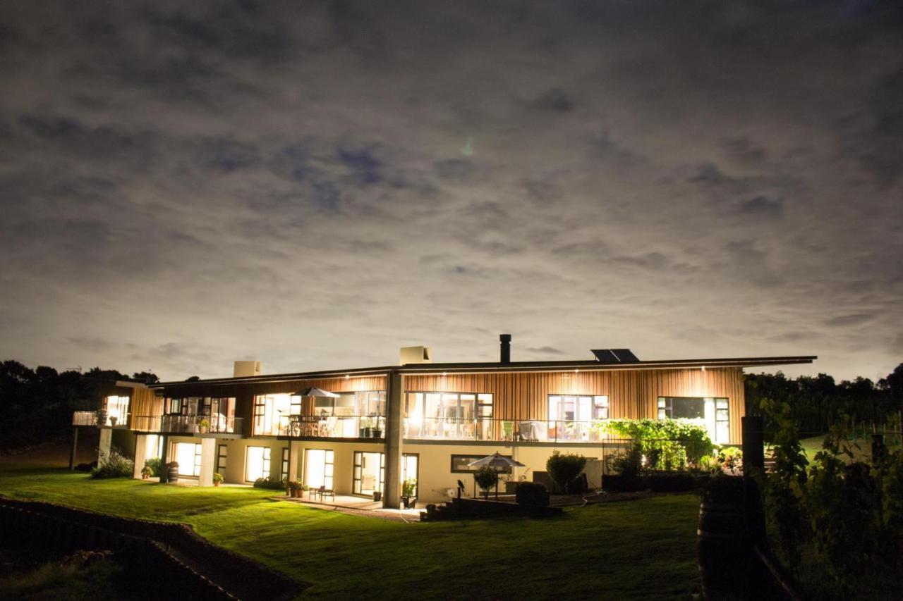 Hotel La Bodega Waiheke Island Surfdale Exterior foto