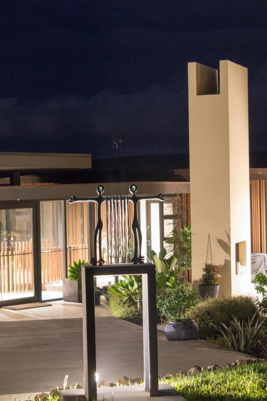 Hotel La Bodega Waiheke Island Surfdale Exterior foto